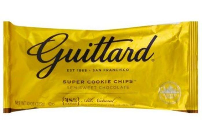Guittard Baking Chips, Semisweet Chocolate, Super Cookie Chips, 48% Cacao - 10 Ounces