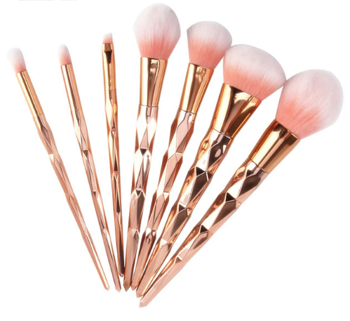 7 Piece Rose Gold Faceted Makeup Brush Set